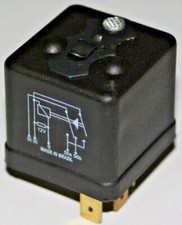  KFZ/ Boot: Stromstossrelais