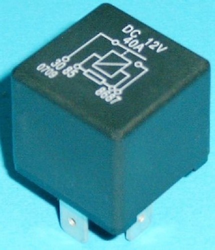 Kfz relais volt - 12, 40